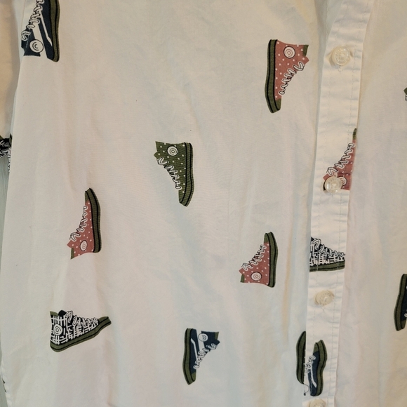 Ditch Plains by Ricky Singh High Top Shoes Print Short Sleeve Button Up Shirt - Picture 3 of 6